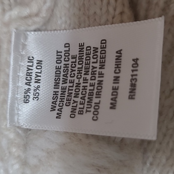 CROWN & IVY sweater size large - Picture 12 of 13